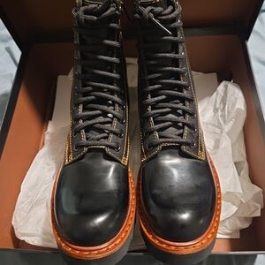 Coach Signature Women's Black and Brown Lace-Up Moto Boots